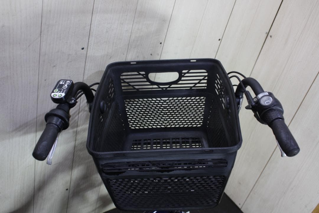 ブリヂストンアンジェリーノプティット e A20L83 20型8.1AH LED