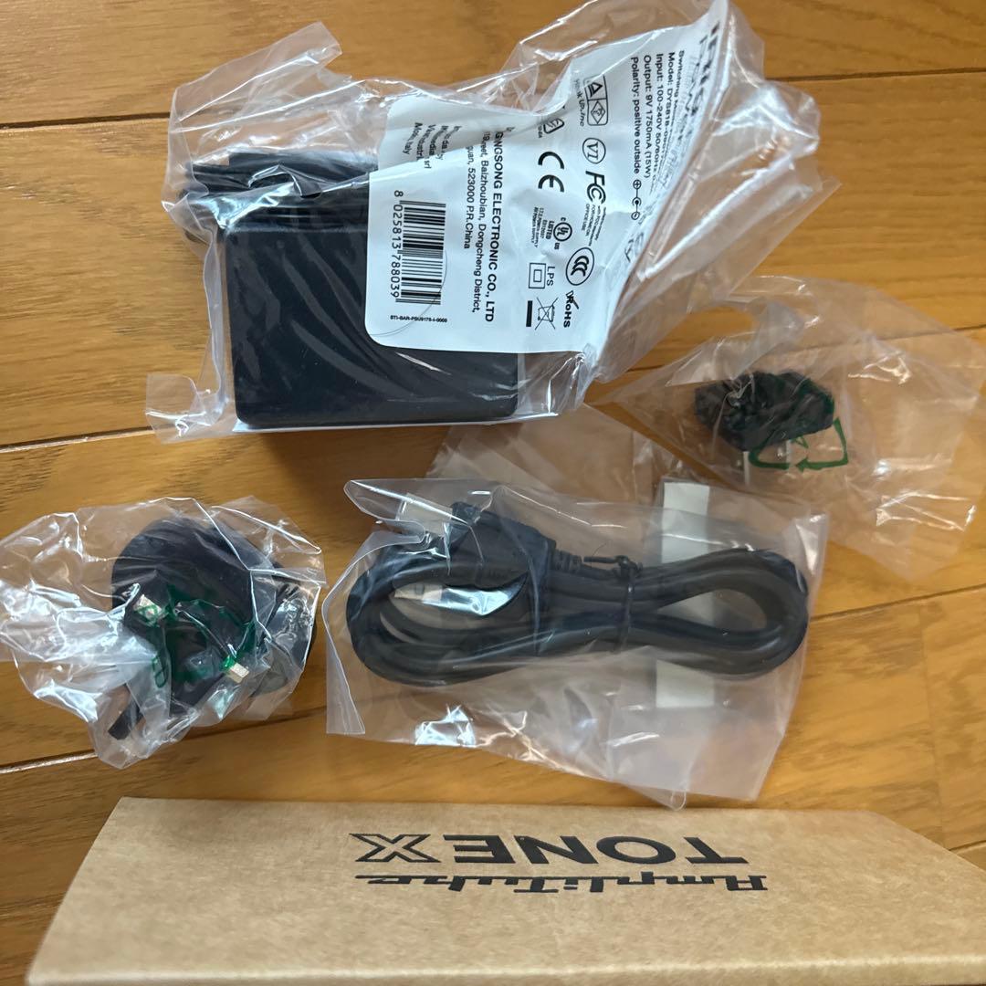 Tomi　TONEX Pedal　マルチエフェクター