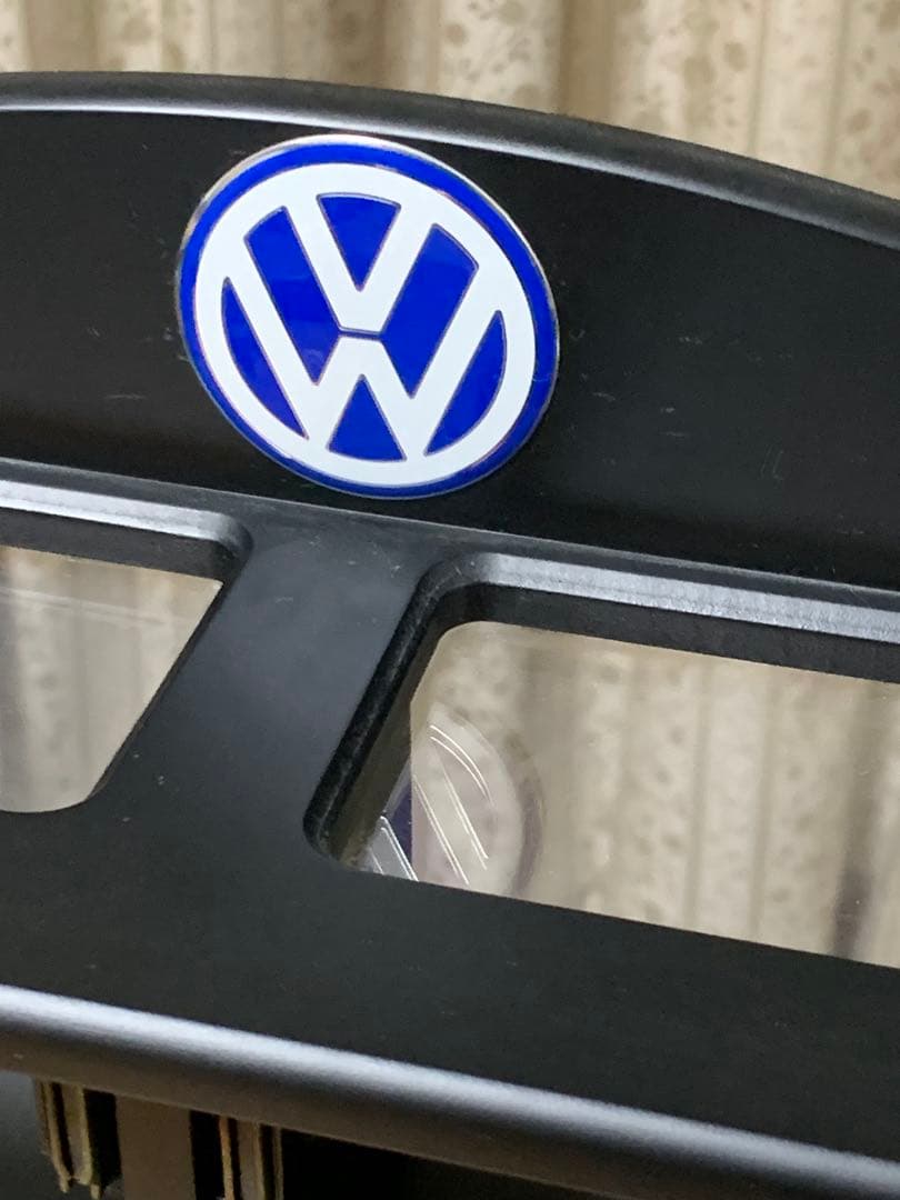 VW フォルクスワーゲン特注製　ミニカー飾りケース　1/43 ８台収納　未使用