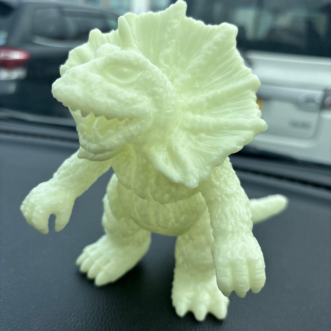 パチ怪獣　ジラース　蓄光