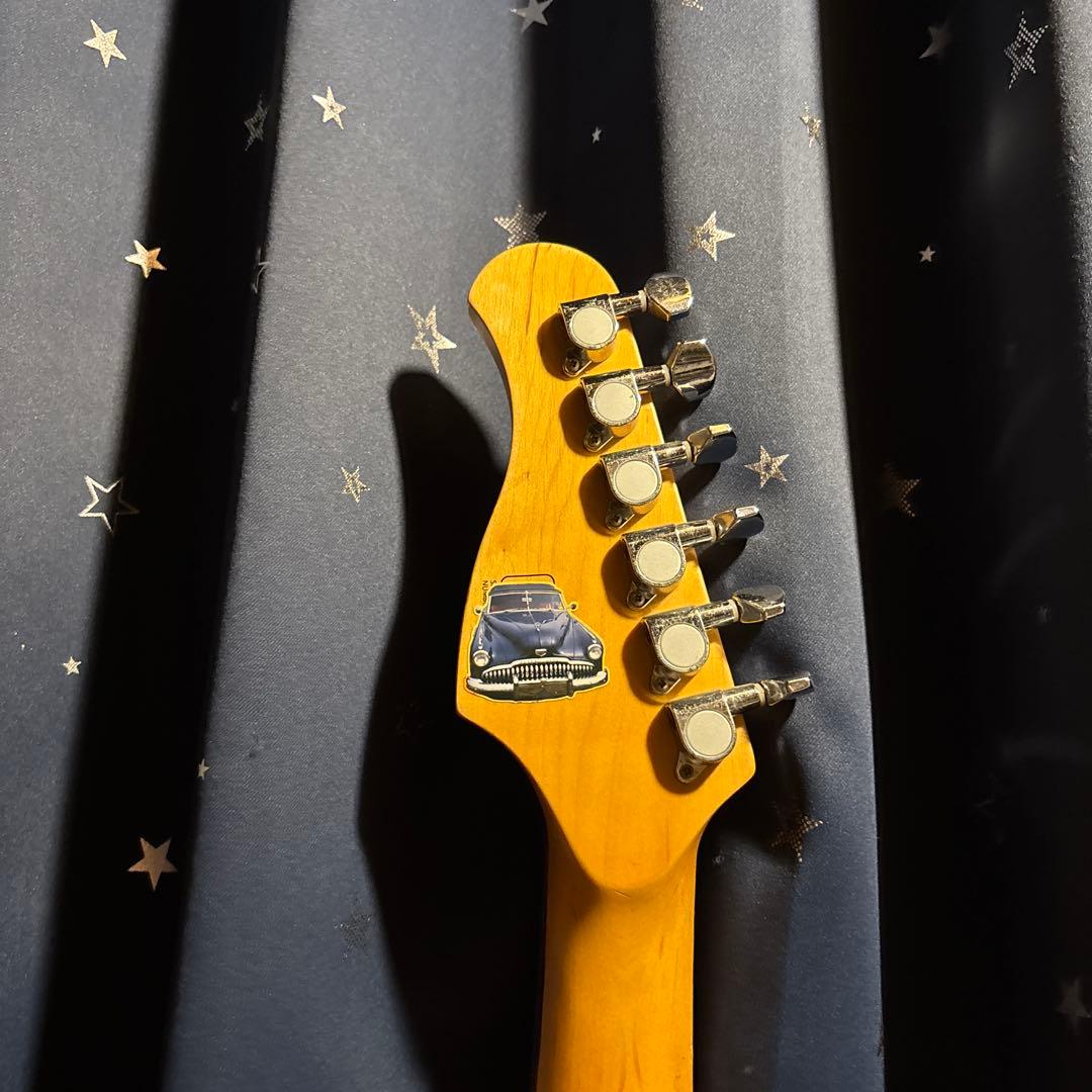 エリオス赤いエレキギター Snyder Maxピックアップ