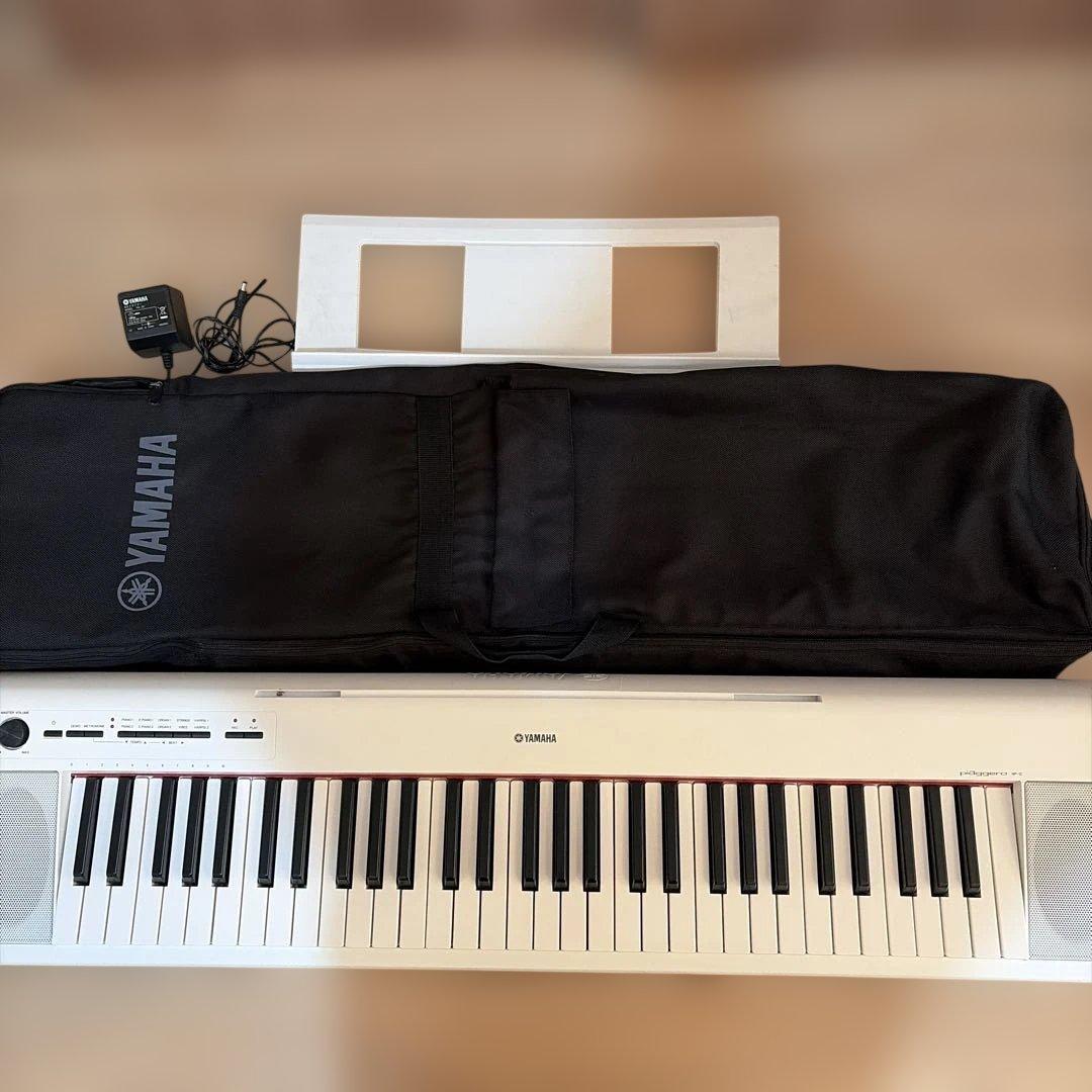 YAMAHA ヤマハ　電子ピアノ　piaggero NP-12 白　ホワイト