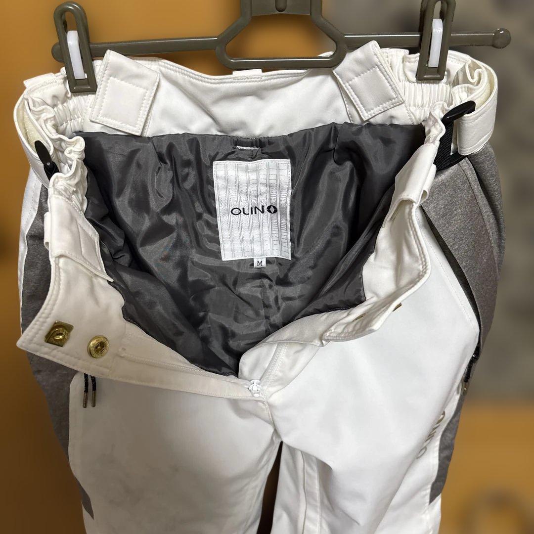 OLINO 白スキーウエアー　レディース