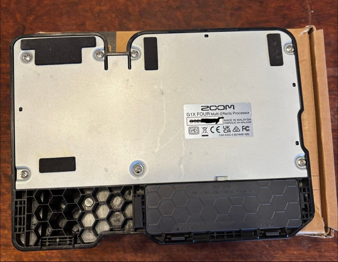 ZOOM G1X FOUR マルチエフェクター