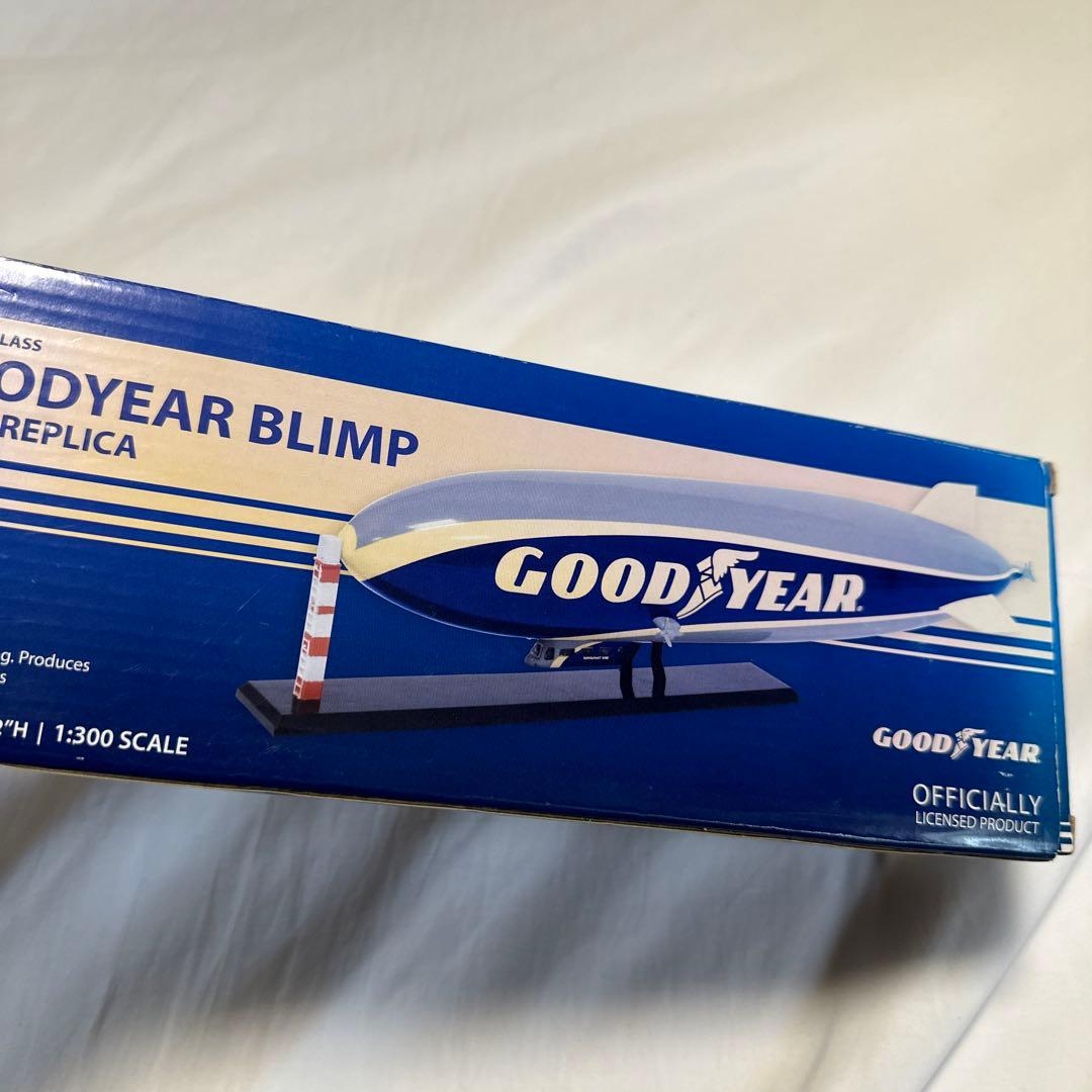 希少非売品　デコトラ　GOODYEAR 飛行船フィギュア　　プラモ　グッドイヤー
