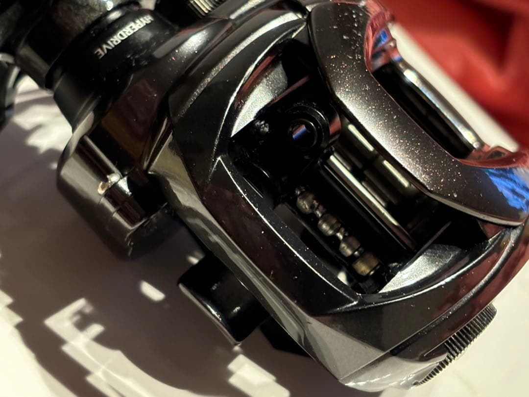 訳あり DAIWA ダイワ 23 紅牙100 右ハンドル