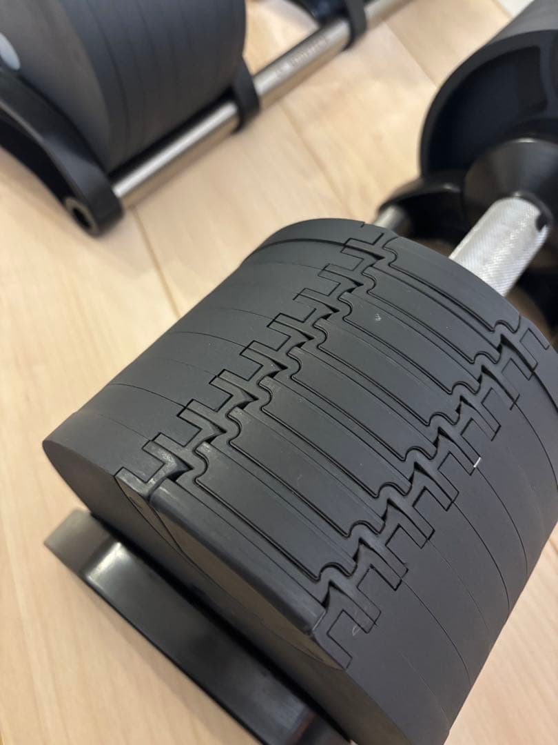 FLEXBELL 32kg 4kg刻みフレックスベル 可変式ダンベル引き取り限定