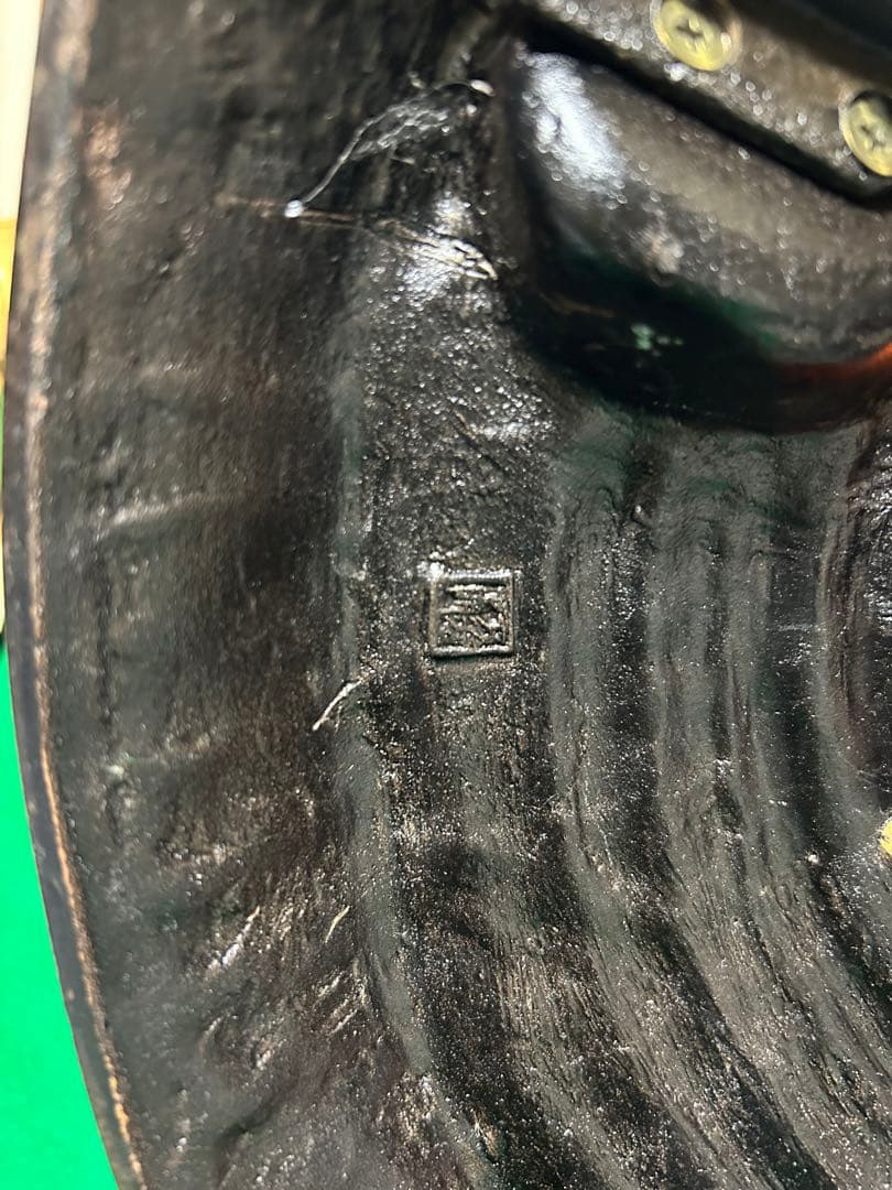 源九郎義経　獅子頭の出世兜の置物