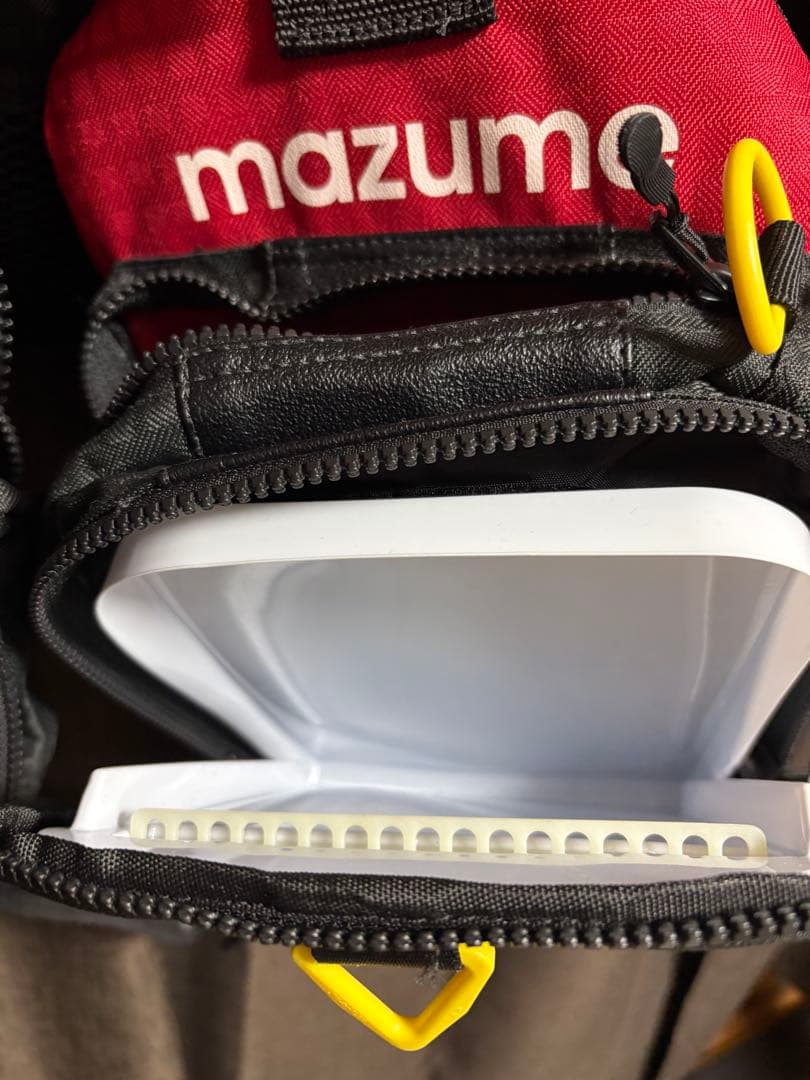 MAZUMEレッドムーンライフジャケットVIII 8th