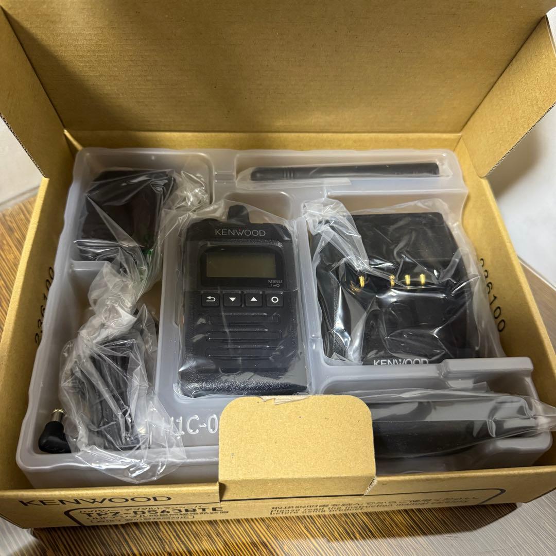 【未使用】KENWOOD TPZ-D563BTE 無線機 ②