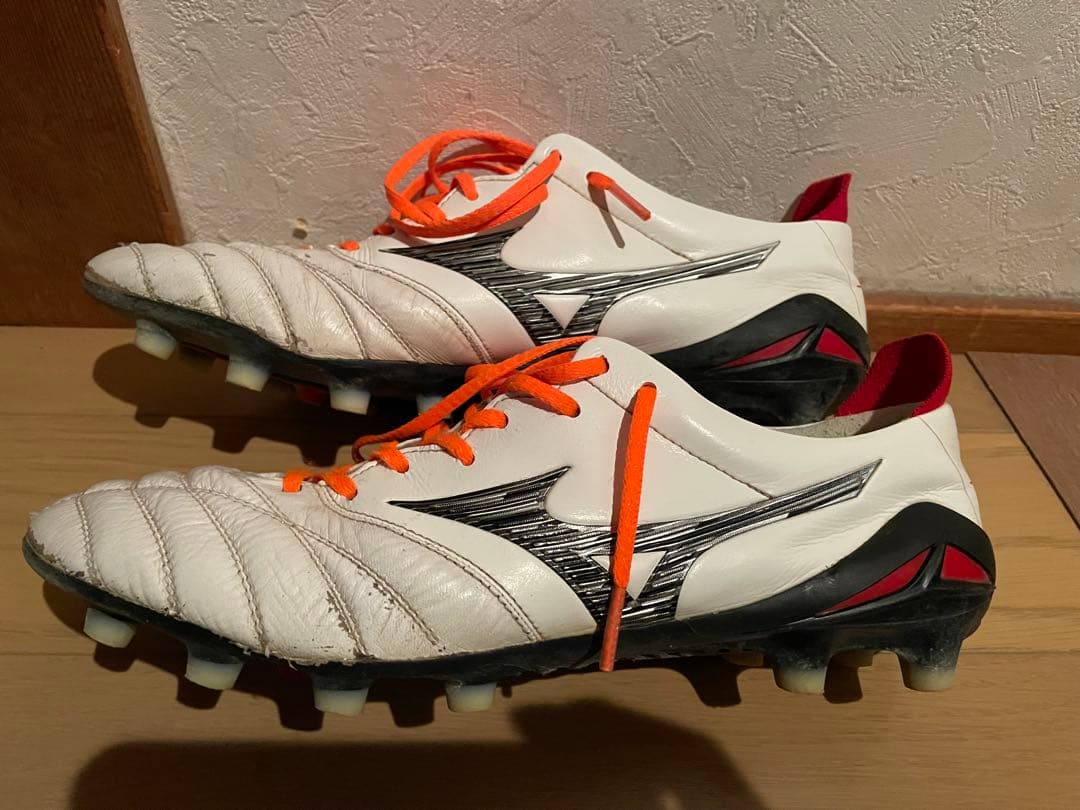 ミズノ　モレリアネオ4 27.5 サッカーシューズ ホワイト/オレンジ