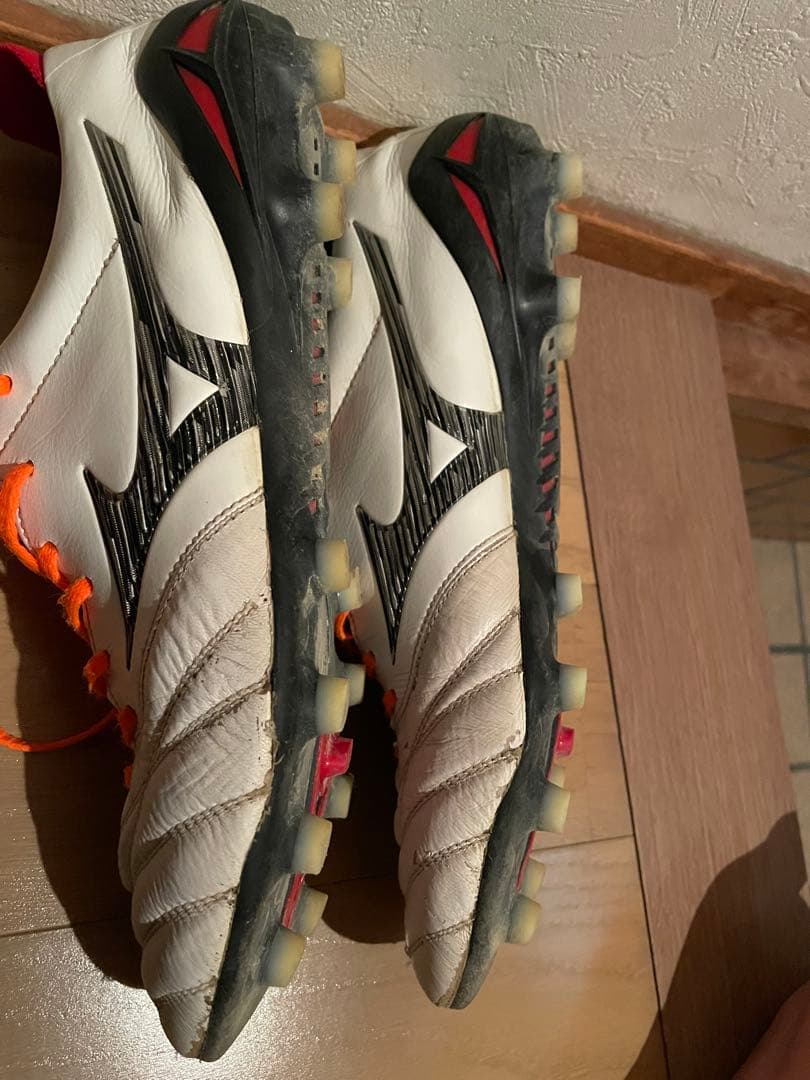 ミズノ　モレリアネオ4 27.5 サッカーシューズ ホワイト/オレンジ