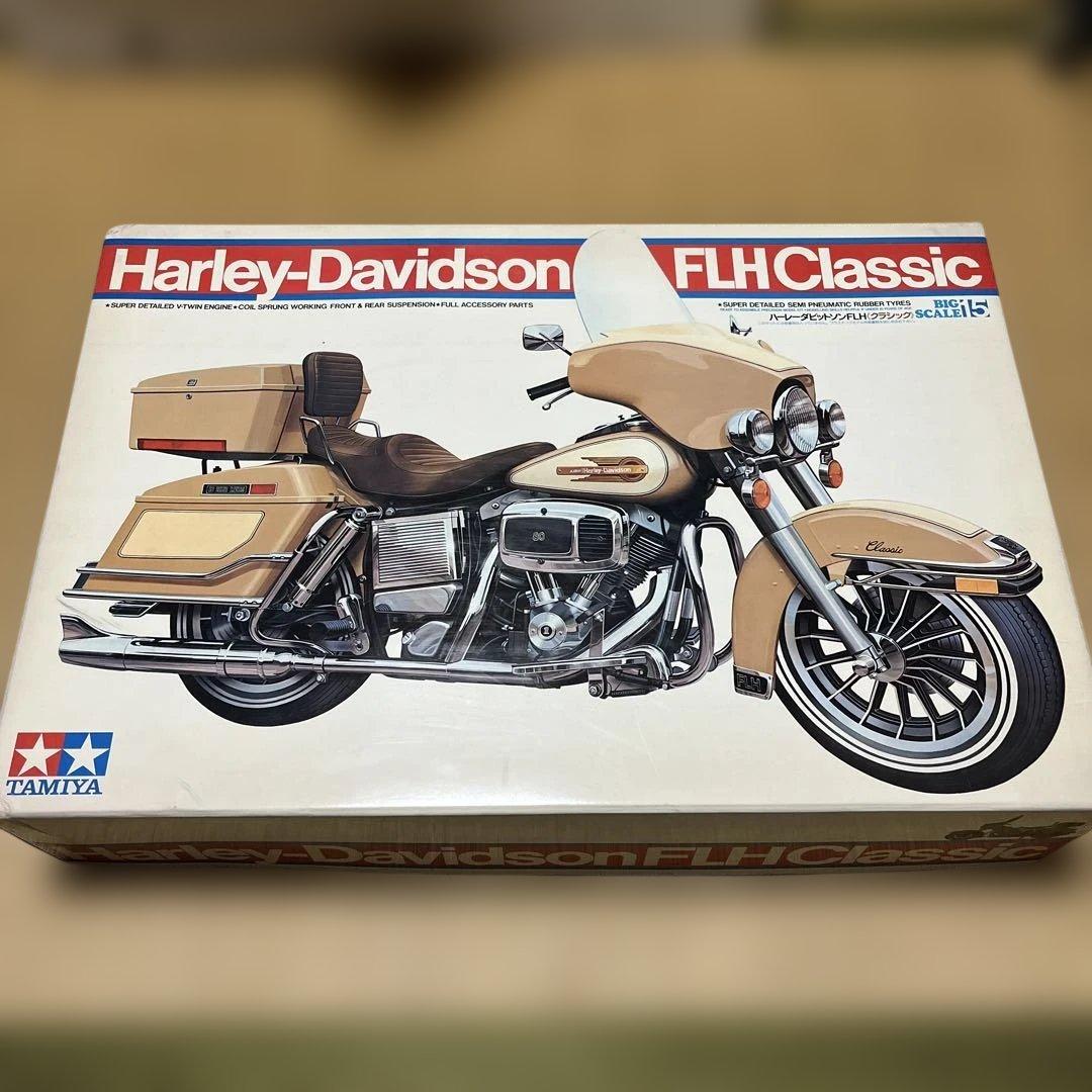 オートバイ・バイク TAMIYA 1/6 Harley-Davidson FLH Classic