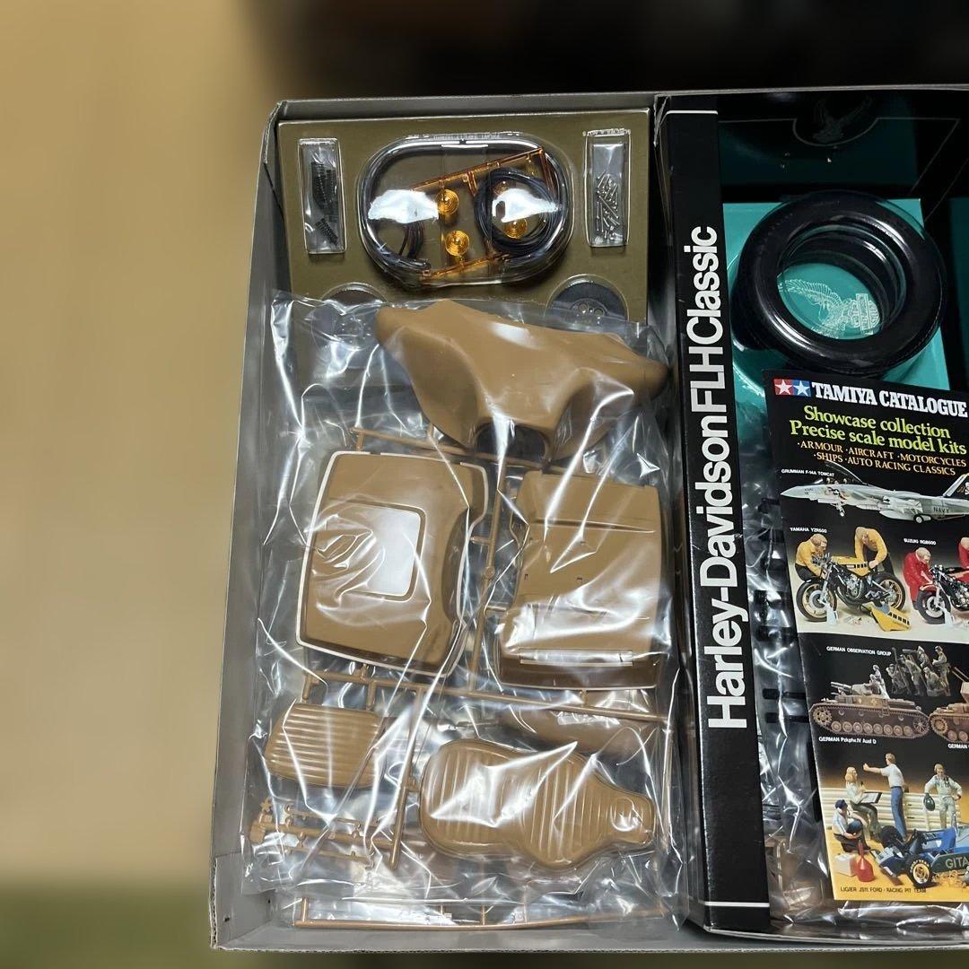 オートバイ・バイク TAMIYA 1/6 Harley-Davidson FLH Classic