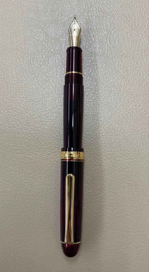 プラチナ　万年筆　#3776センチュリー　ブルゴーニュ