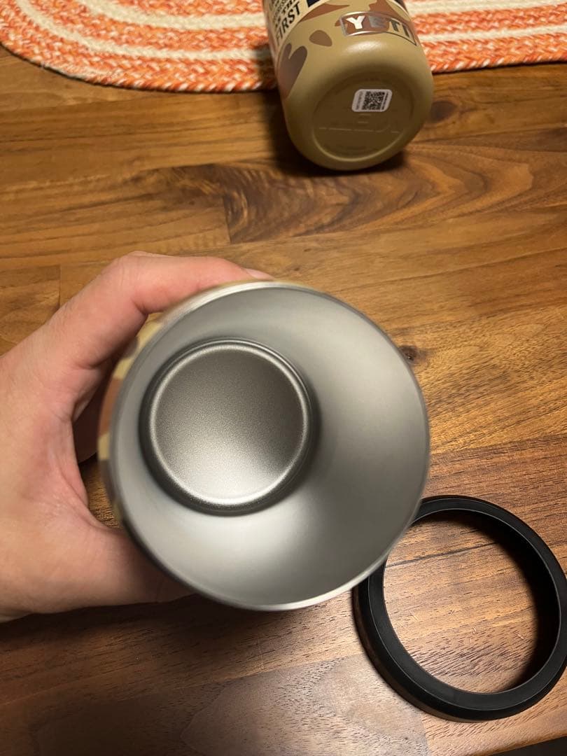 YETI RAMBLER COLSTER 2.0 カモ