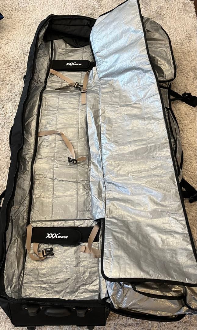 キャスター付♪大容量スノーボードケース板2枚収納可能