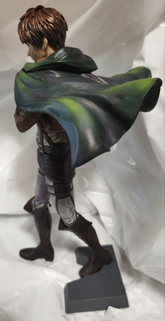 進撃の巨人 エレン・イェーガー リペイント フィギュア