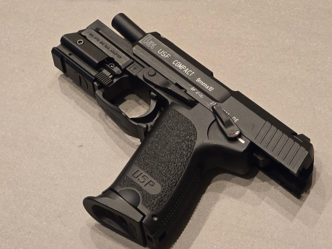 美品 東京マルイ カスタムUSP コンパクト ガスブローバック 動作確認済み