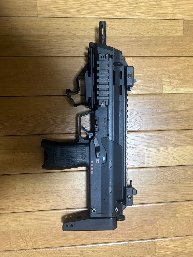 ガスガン ブラック レールシステム付き