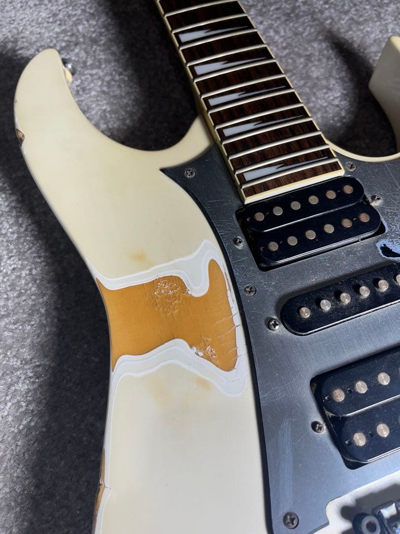 Ibanez RGシリーズ ホワイトエレキギター