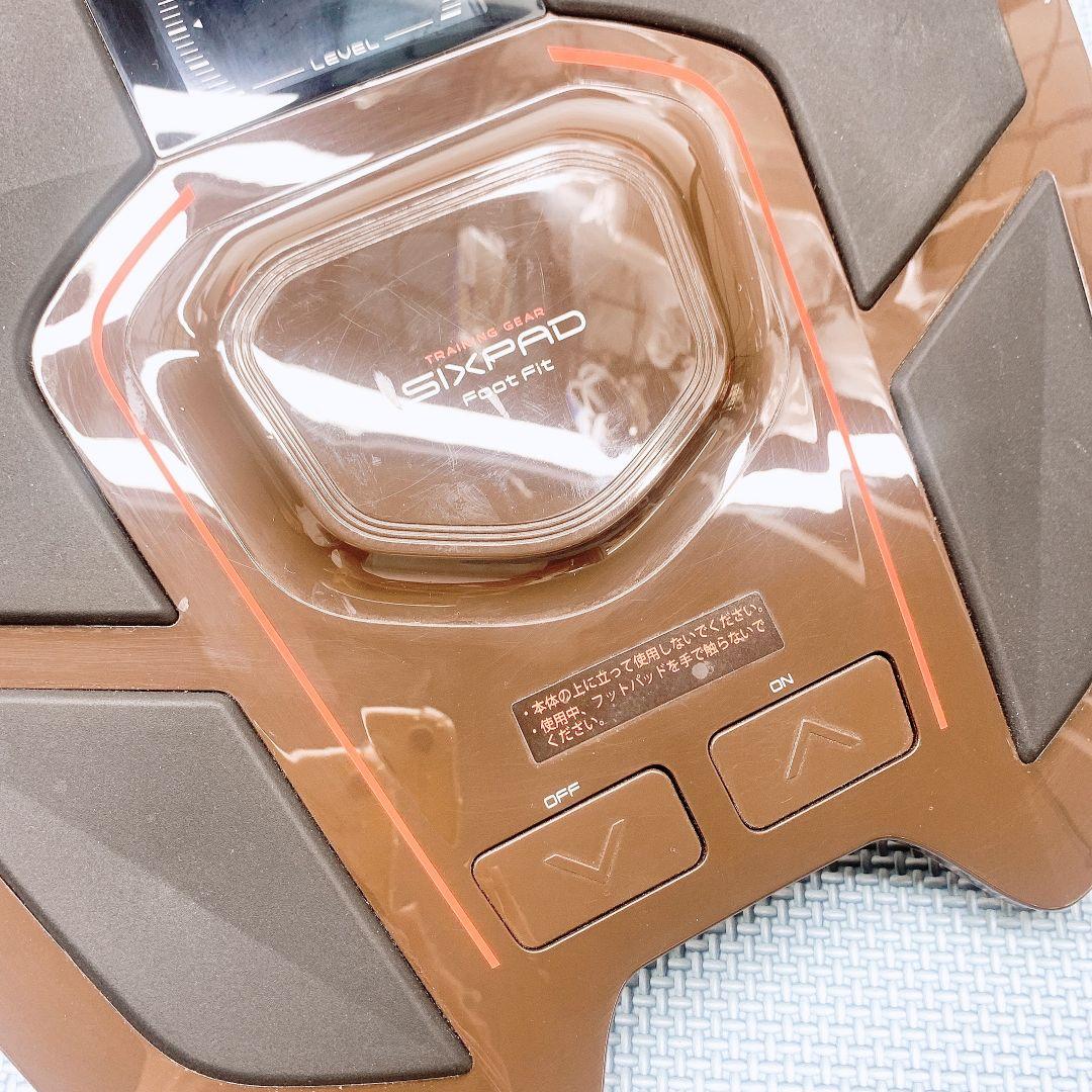 ほぼ未使用✨️限定カラー シックスパッド フットフィット　SIXPAD