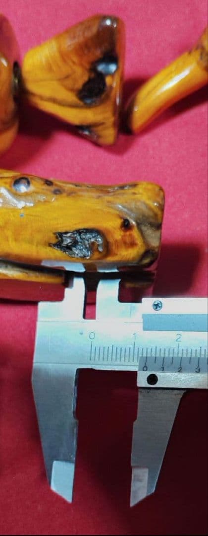 ヘラブナ釣り万力・オーダ一制作の杜松 万力・杜松竿枕・杜松玉置き1点物希少139