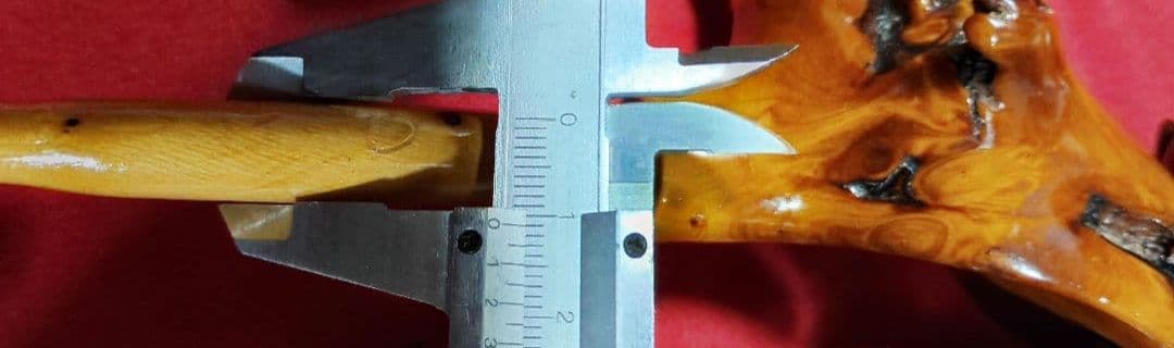 ヘラブナ釣り万力・オーダ一制作の杜松 万力・杜松竿枕・杜松玉置き1点物希少139