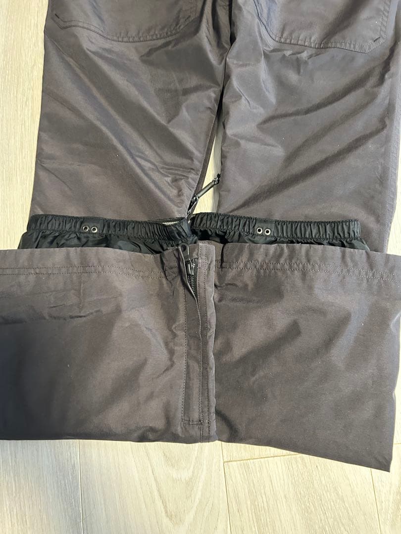 最終値下げ！美品バートン ゴアテックス スノボウェア ビブパンツ レディースM