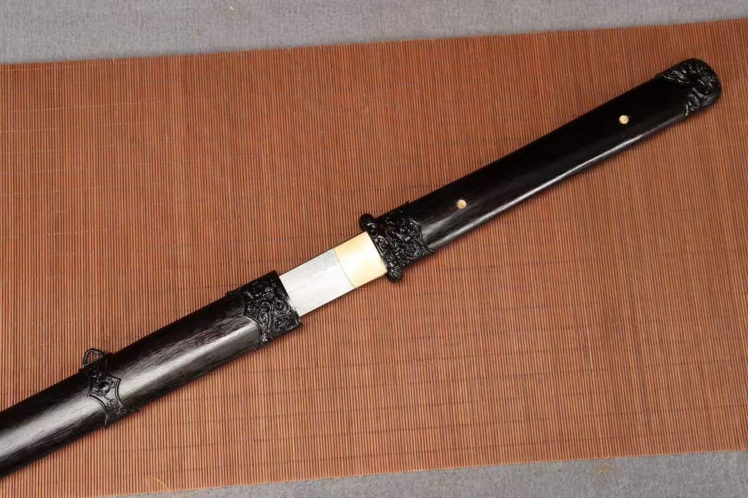 【黒木祥龍唐刀】古兵器 武具　刀装具　日本刀　模造刀 居合刀