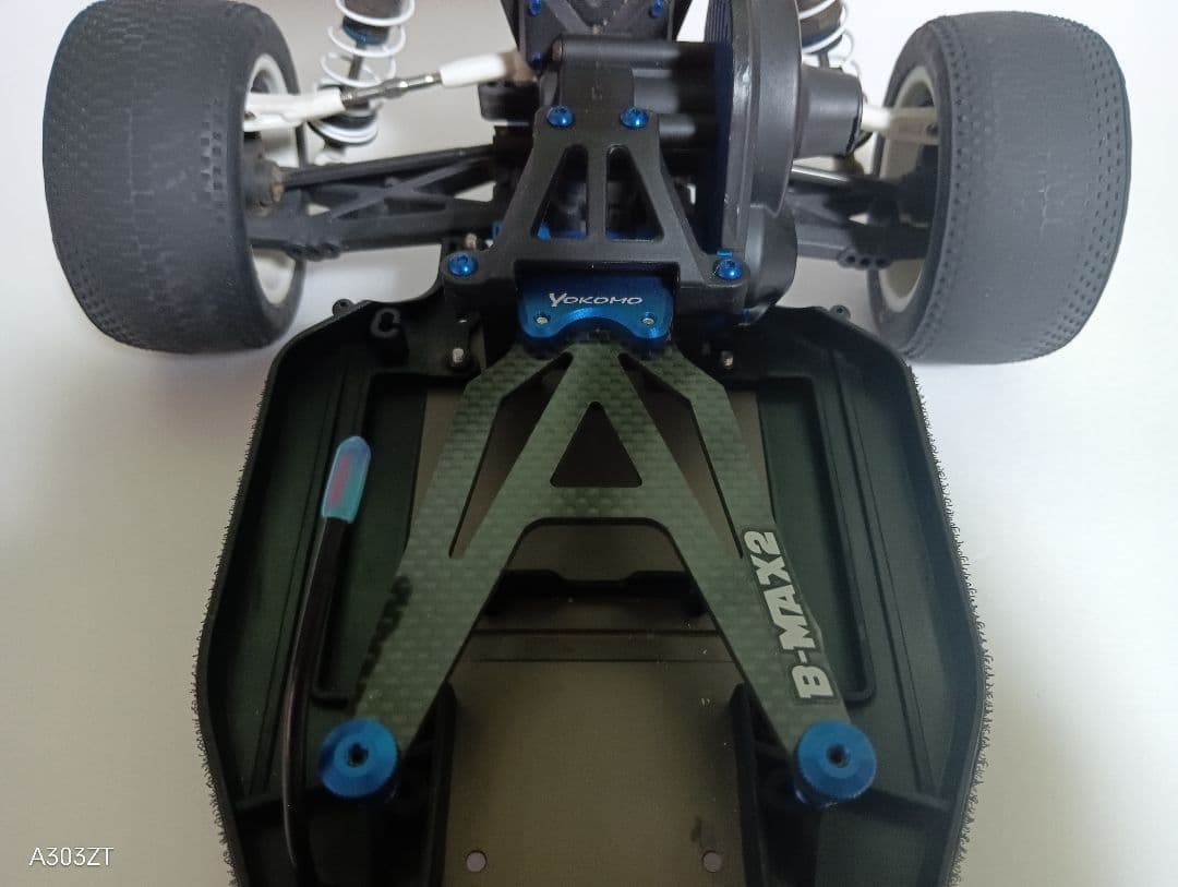 Yokomo B-MAX2 オフロードバギー