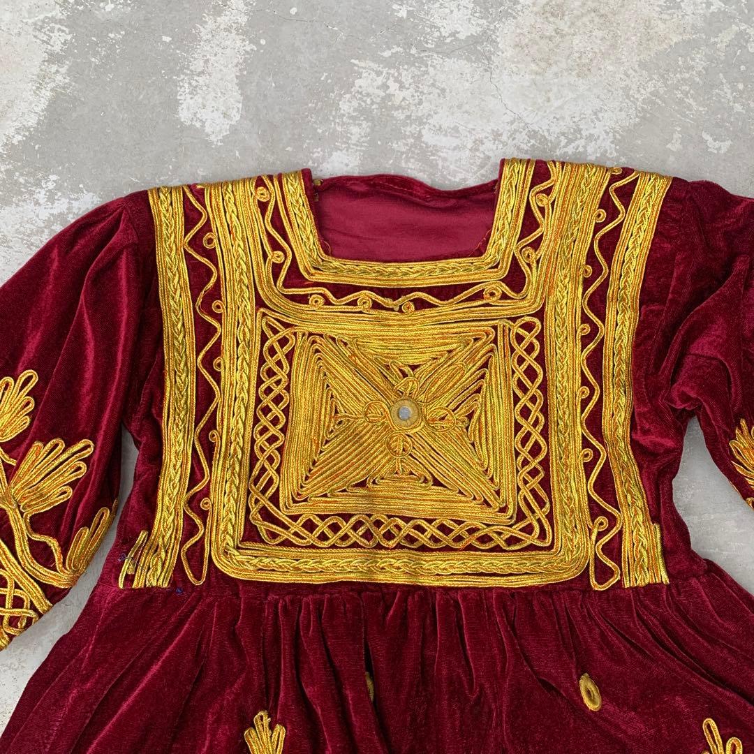 special vintage antique 民族衣裳　ベロア　kids？