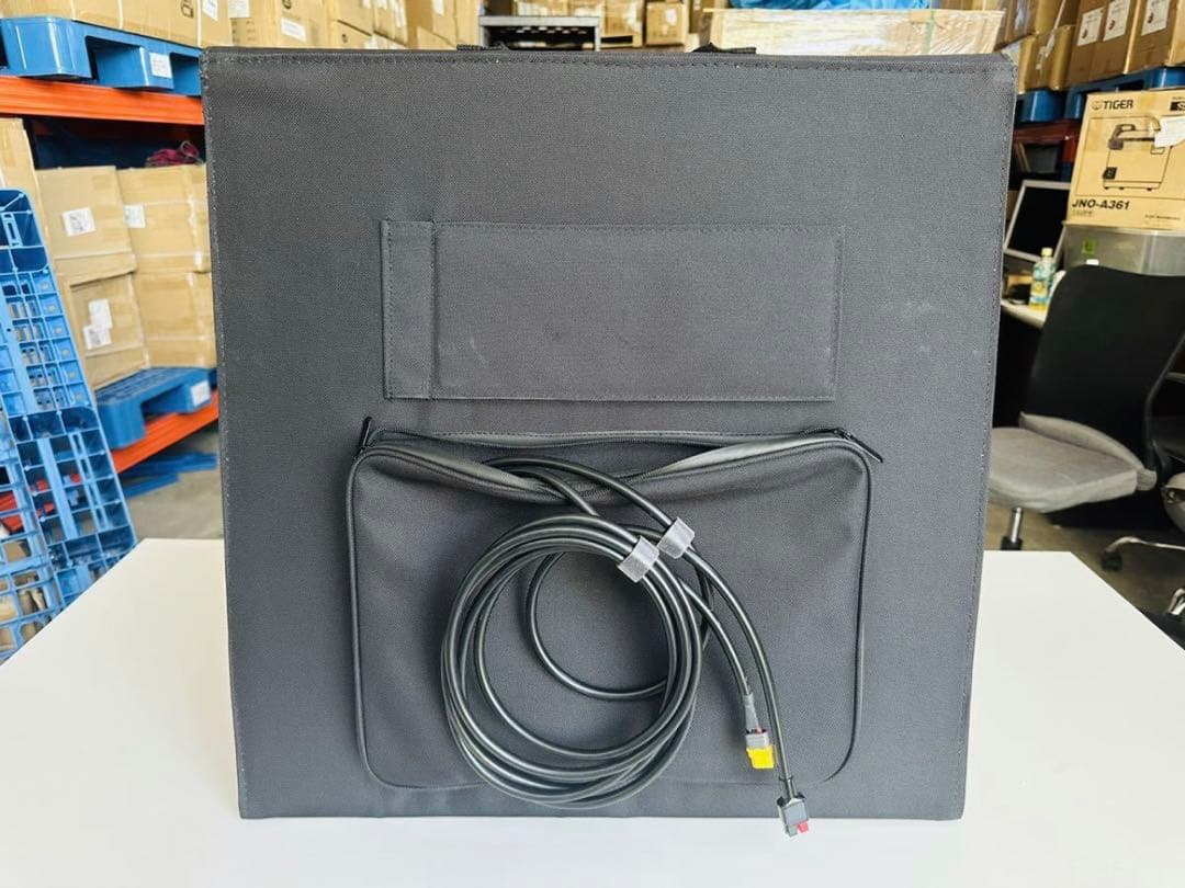 ソーラーパネル 200W 折り畳み式 18Vソーラーチャージャー 高交換率単結晶