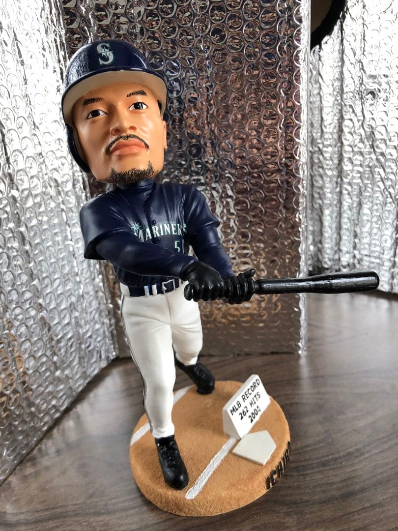 【262安打記念！！美品】イチロー　ボブルヘッド