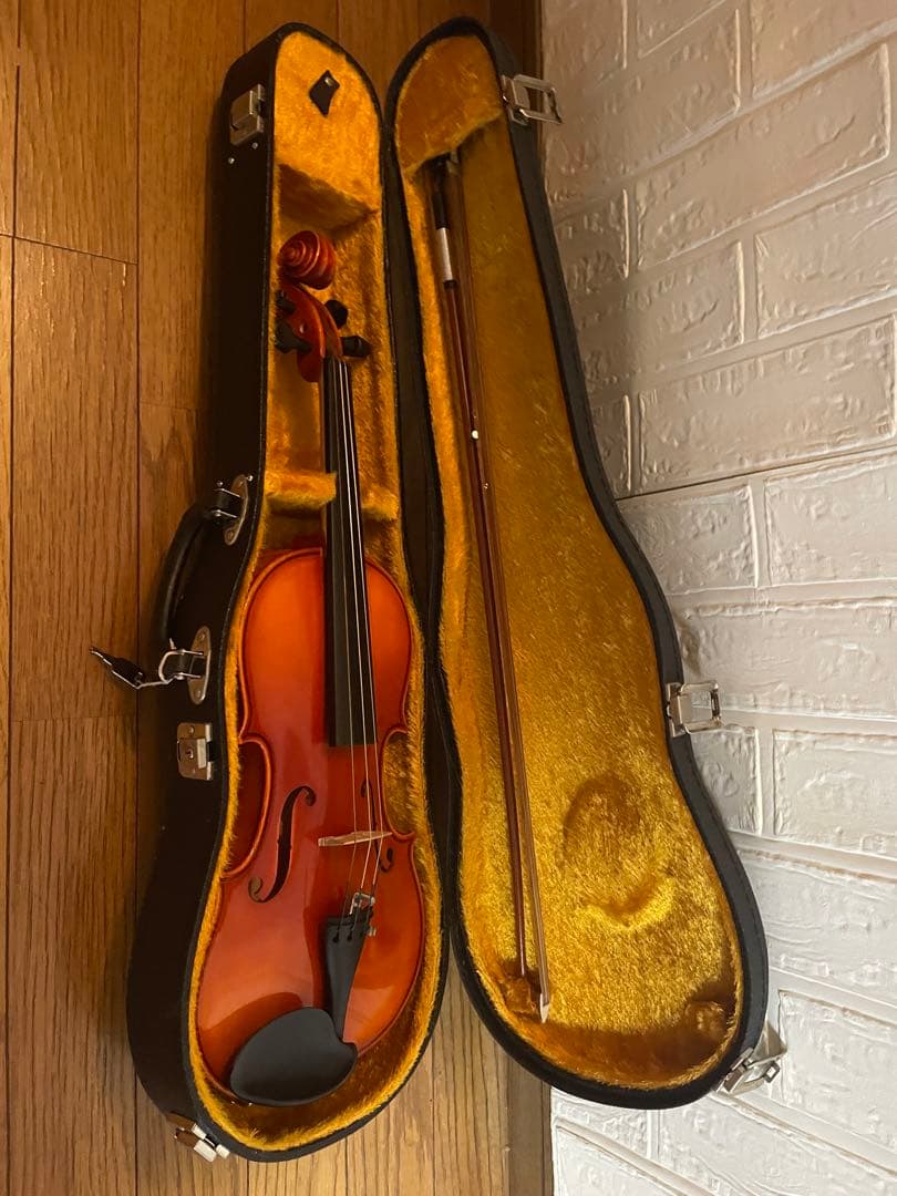 週末セール　匿名発送　スズキ　 バイオリン本体3/4 ケース付き