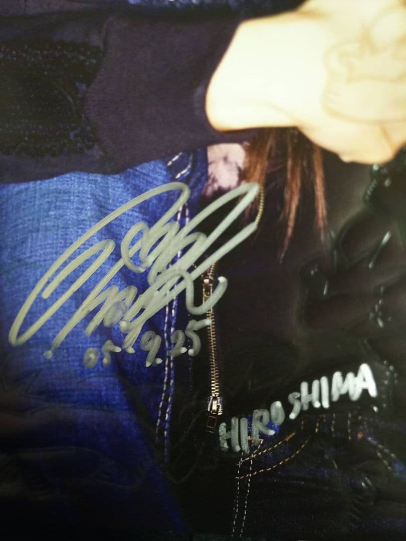 倉木麻衣LIKE A FUSE OF LOVE直筆サイン入り☆ツアーパンフレット