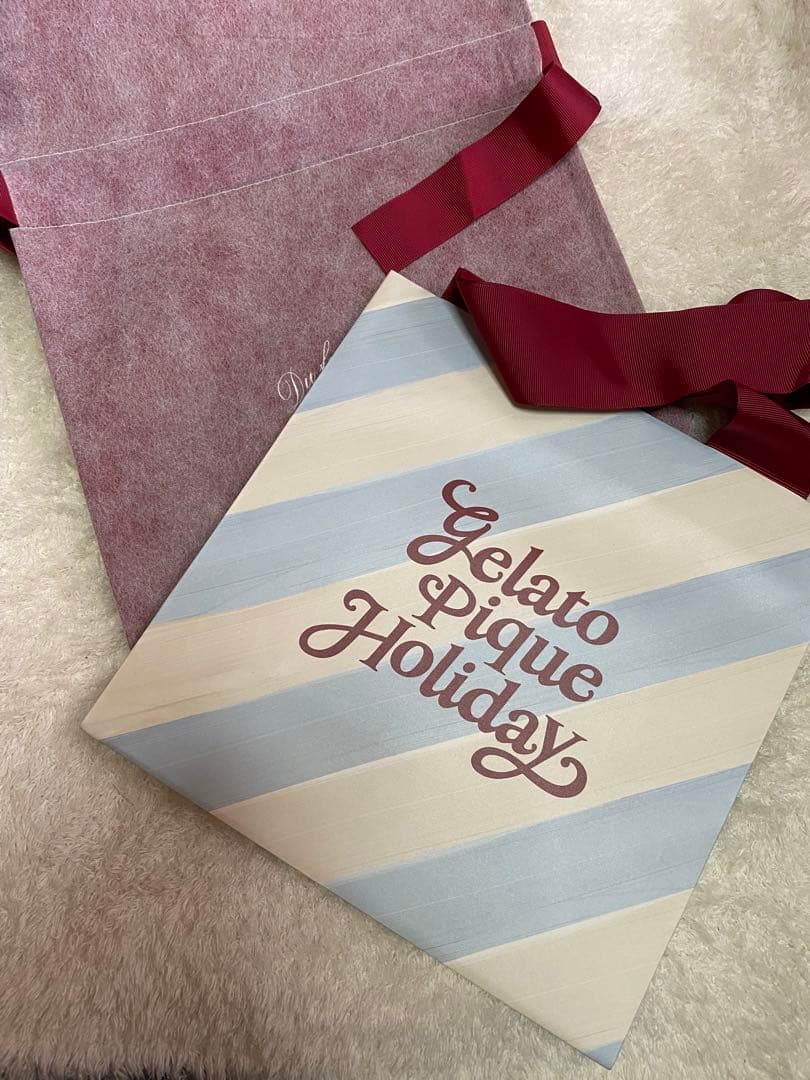 GELATO PIQUE 中綿ベスト　犬服 グレー　Mクリスマス　ショッパー