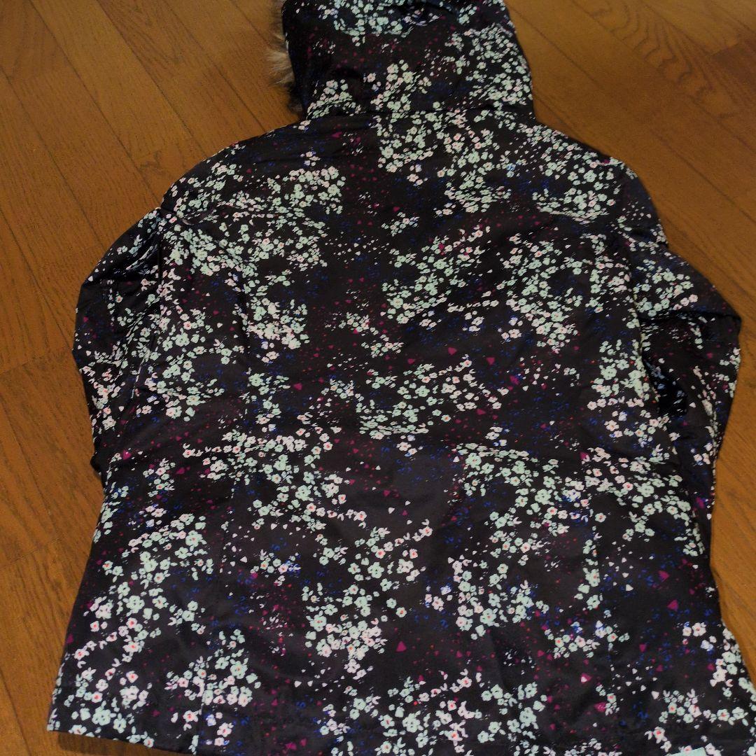 ROXY　スノボウェア　上下セット　Ｍ　小花柄　ブラック　ミントグリーン