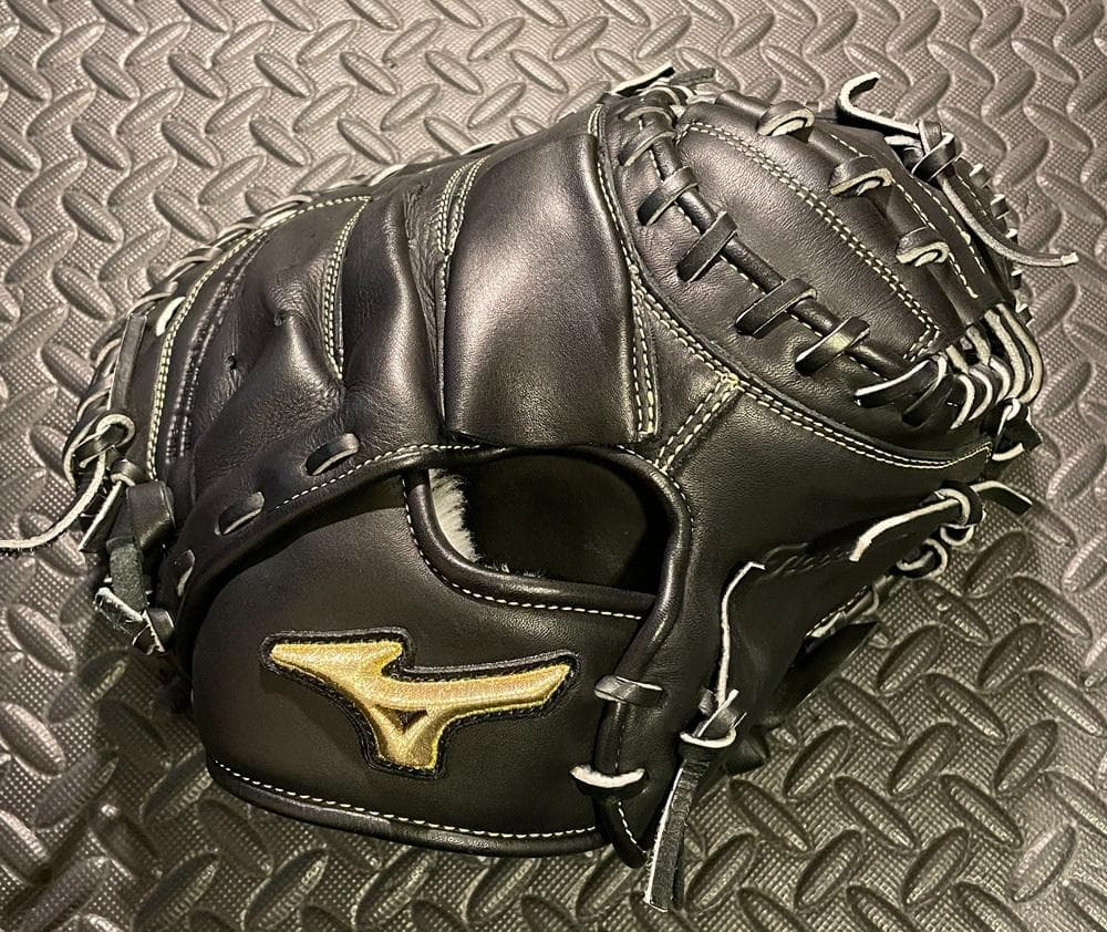 ミズノ　グローバルエリート　軟式　キャッチャーミット　號　SAKEBI　即日発送