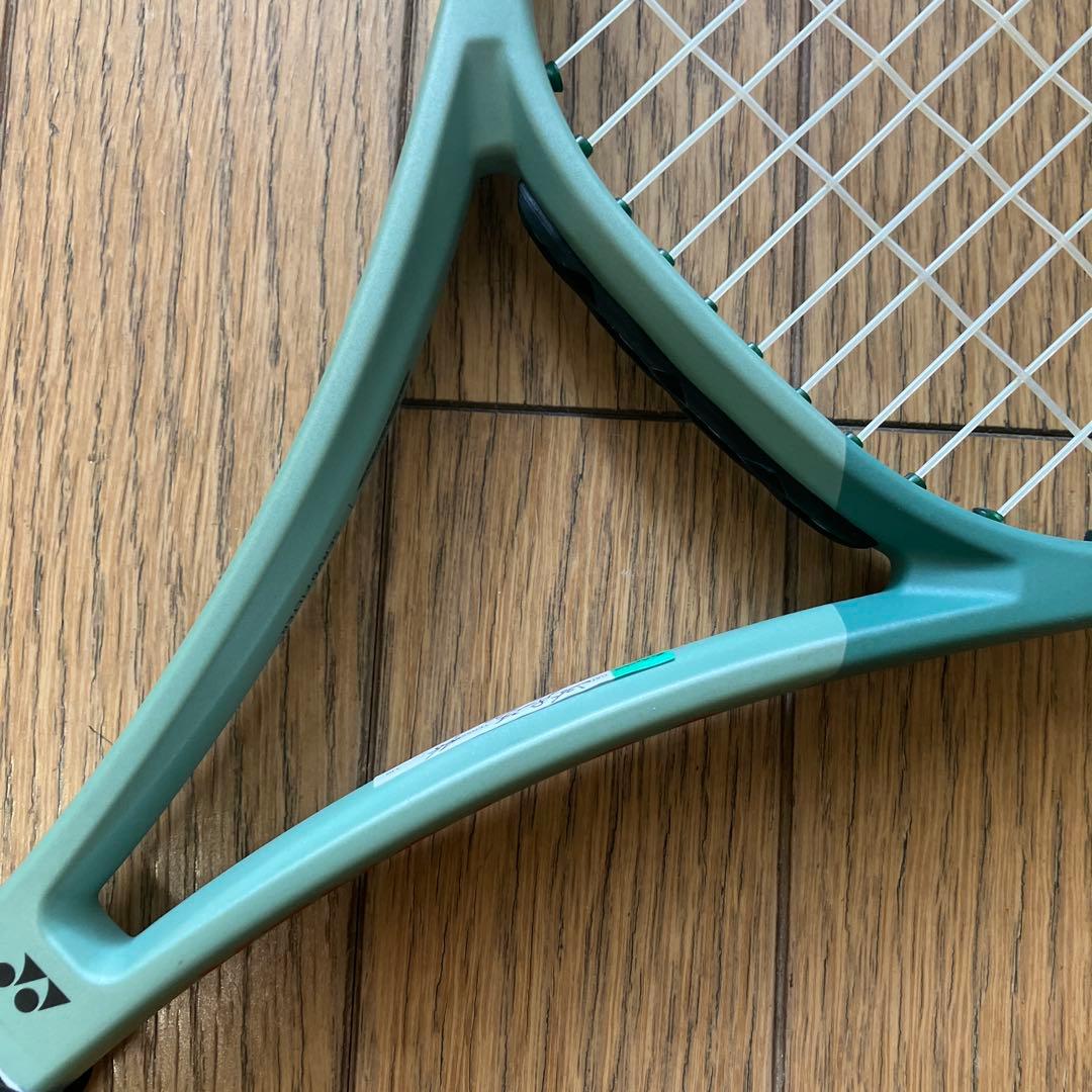 【美品】YONEX PERCEPT 100 テニスラケット　パーセプトG2