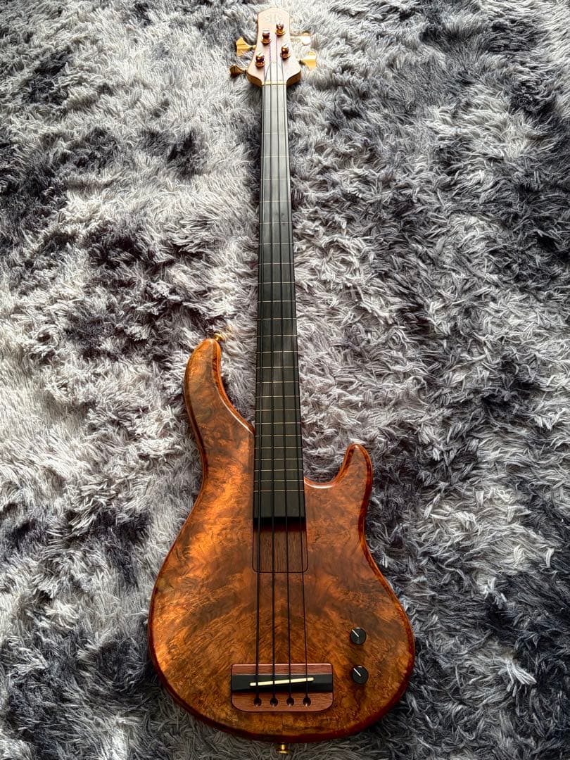 STR LS44P #435 フレットレスベース