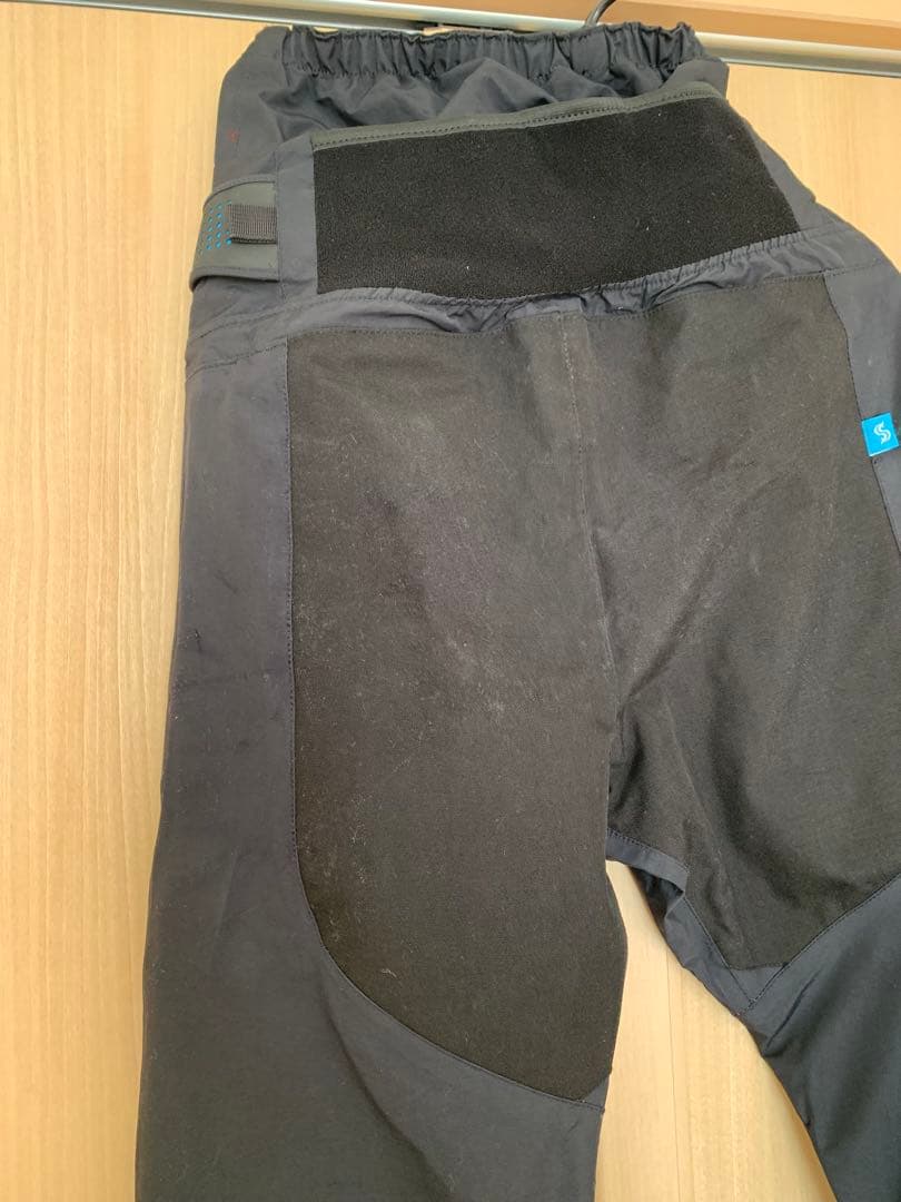 Bluestorm レイブンパンツ