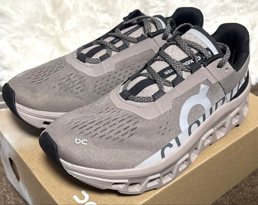 On クラウドモンスター　97729 26.5cm 即日発送