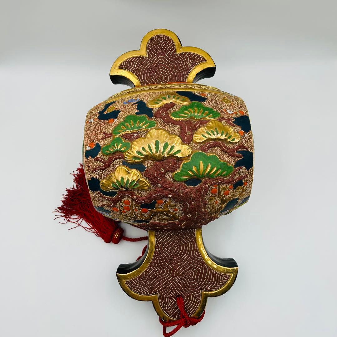 【九谷焼　打ち出の小槌　縁起物　色絵　金彩　派手　正月飾り物　開運　金運　招福】