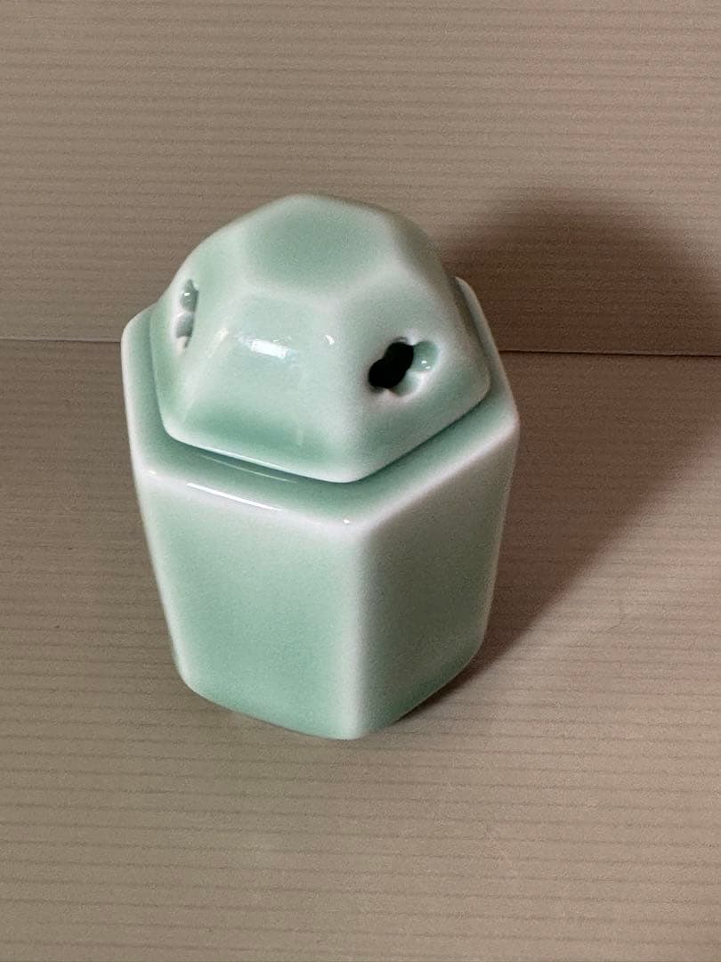 2761 伊万里　虎仙　青磁　香炉　未使用