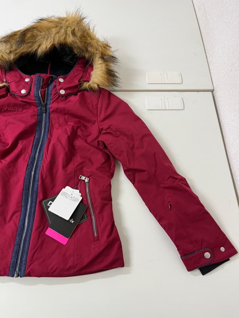 【新品】 phenix　スキーウェア　スノボウェア　レディース　Mサイズ　540