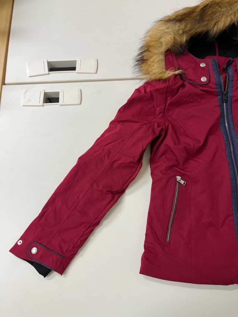 【新品】 phenix　スキーウェア　スノボウェア　レディース　Mサイズ　540
