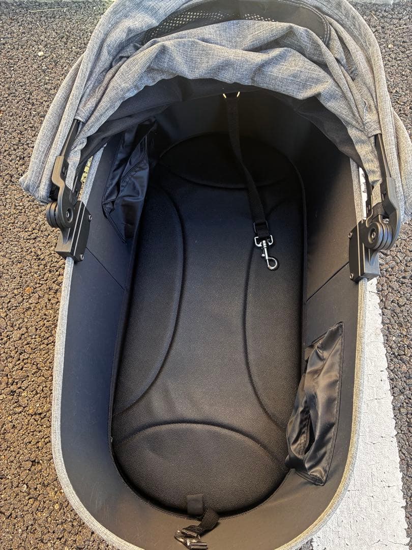 AIRBUGGY DOME3 ラージ　アースグレイ