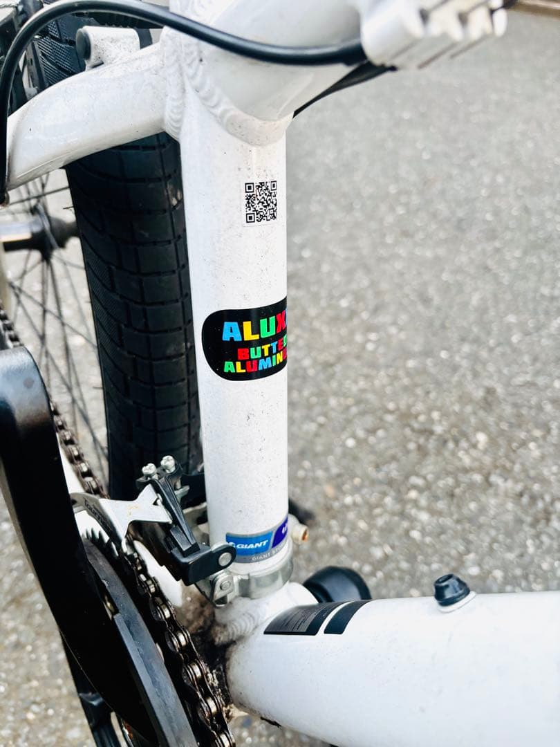 ジャイアント　白　MTB GIANT SNAP XXSサイズ　26インチ