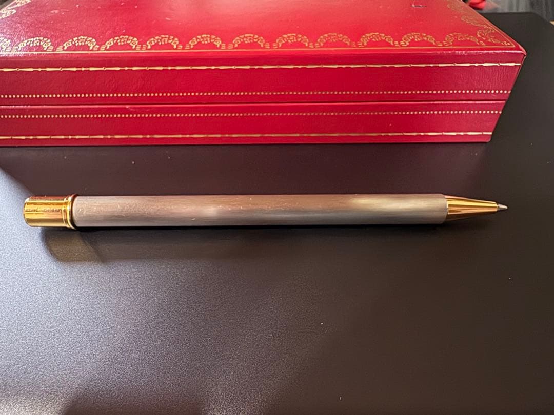 Cartier メタルボールペン グレー 専用ケース付き